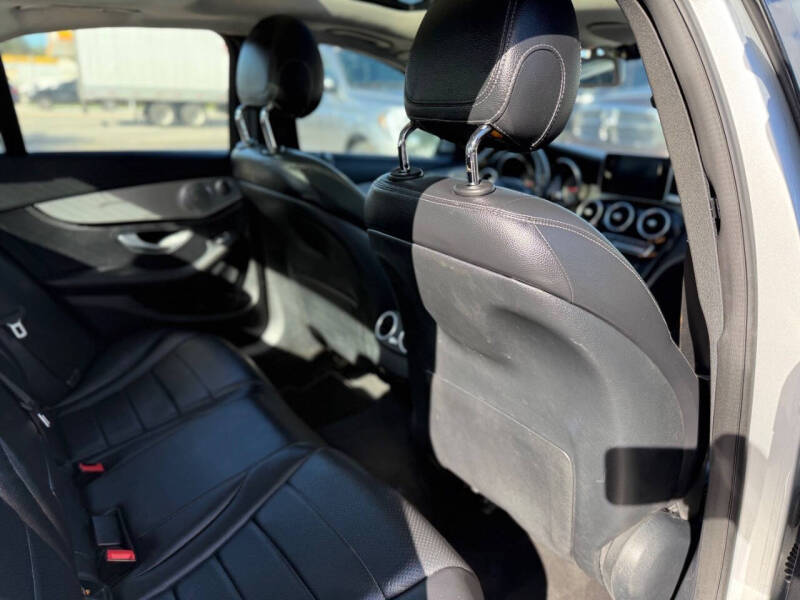 2015 Mercedes-Benz C-Class C 300