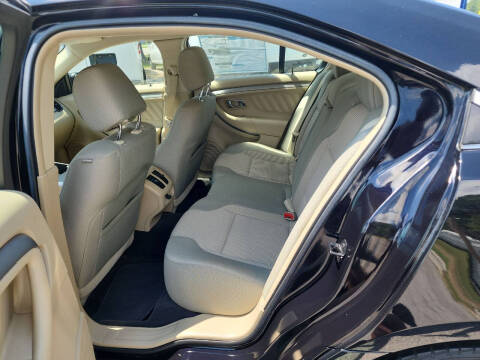 2016 Ford Taurus SEL