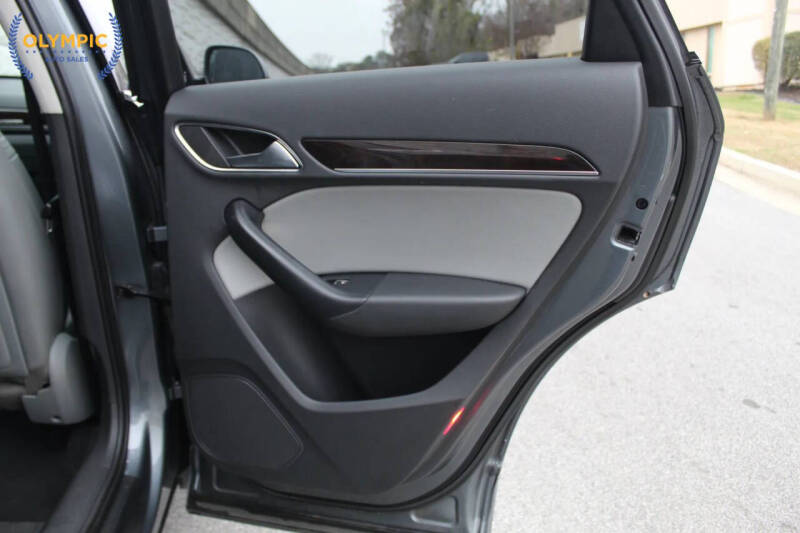 2016 Audi Q3 2.0T quattro Premium Plus