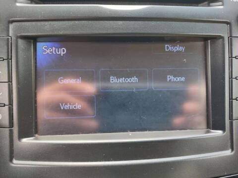 2012 Toyota Prius v Five