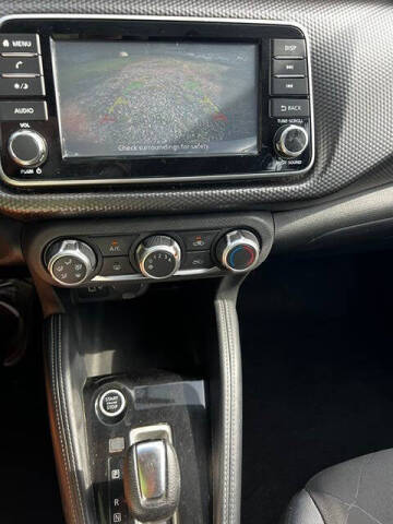 2019 Nissan Kicks S