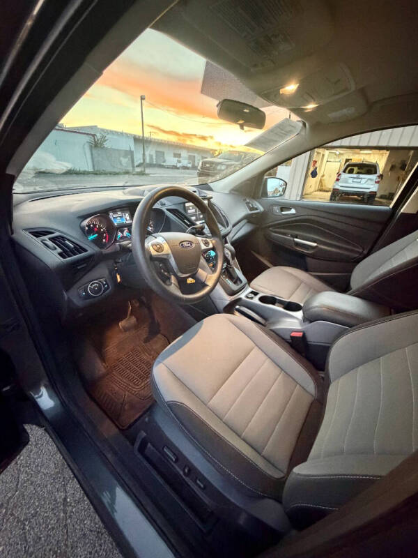 2015 Ford Escape SE