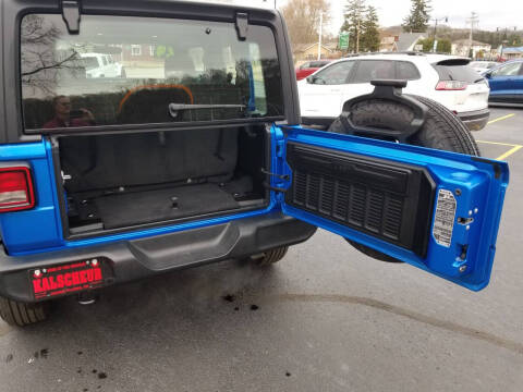 2024 Jeep Wrangler Sport