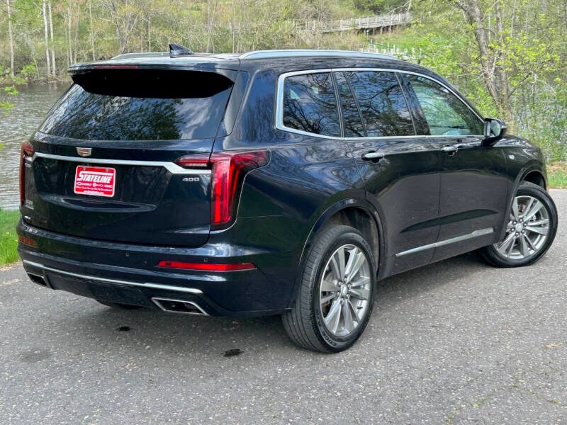 Used 2022 Cadillac XT6 Premium Luxury with VIN 1GYKPDRS1NZ112271 for sale in Iron River, MI