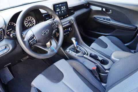 2020 Hyundai Veloster