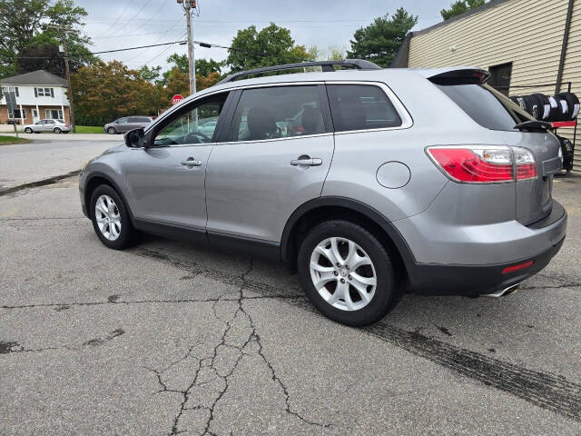 2012 Mazda CX-9 for sale at QUEENSGATE AUTO SALES in York, PA