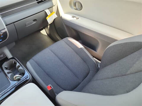 2025 Hyundai Ioniq 5 SE