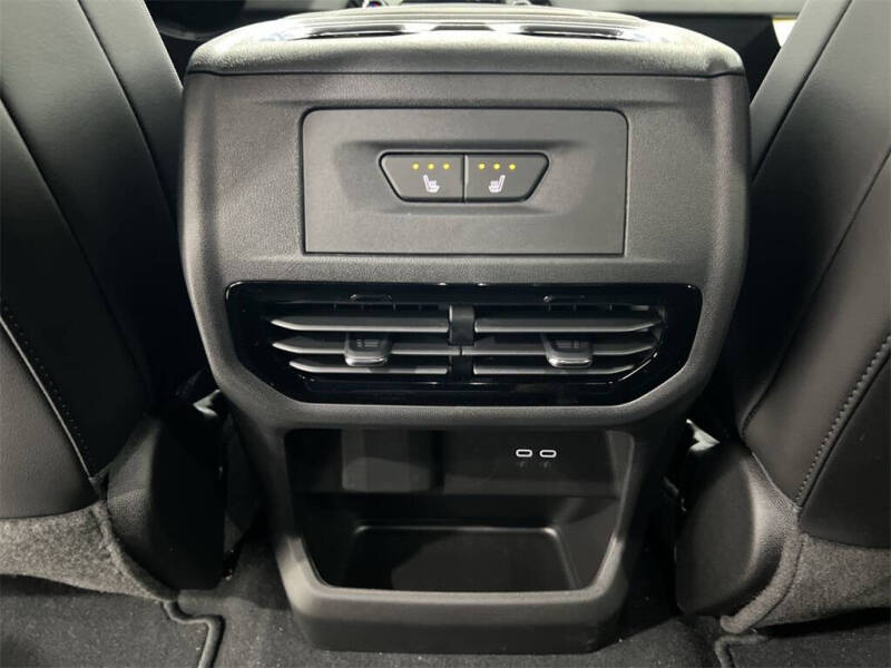 2025 Chevrolet Silverado EV LT