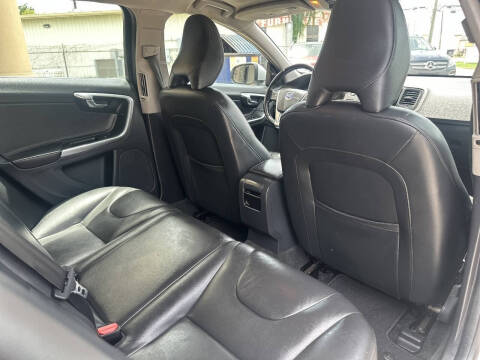 2015 Volvo V60 T5 Drive-E Premier