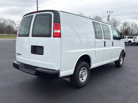 2024 Chevrolet Express 2500
