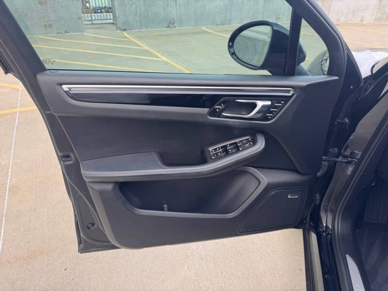 2016 Porsche Macan S