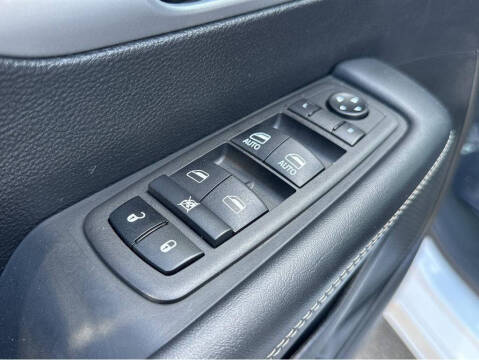 2024 Chrysler Pacifica Touring