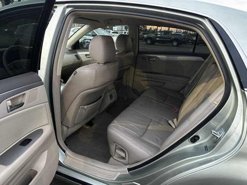 2008 Toyota Avalon XL