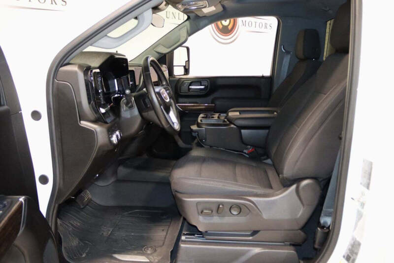 2025 GMC Sierra 2500HD SLE