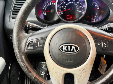 2012 Kia Soul +