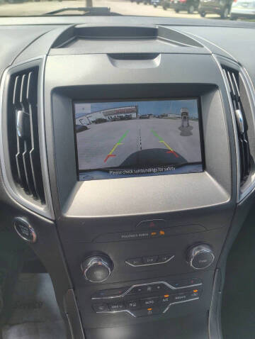 2020 Ford Edge SE