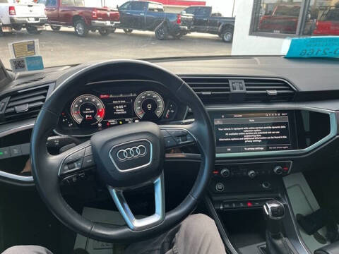 2022 Audi Q3 quattro S line Prem Plus 45 TFSI