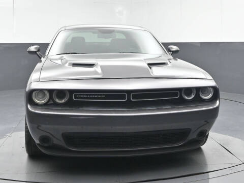 2017 Dodge Challenger SXT
