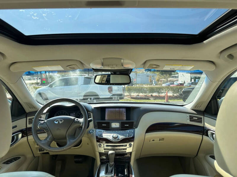 2013 Infiniti M37
