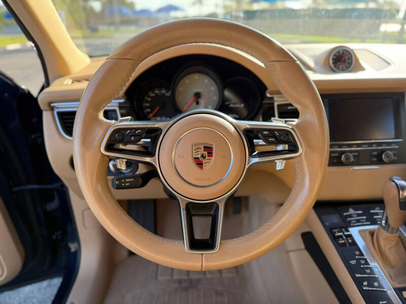 2016 Porsche Macan S