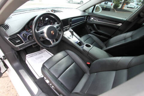 2013 Porsche Panamera 4