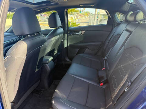 2020 Kia Forte GT Line