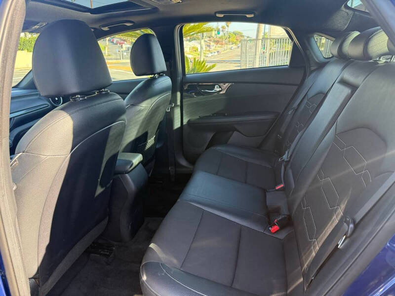 2020 Kia Forte GT Line