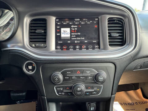 2019 Dodge Charger SXT