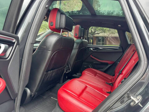2017 Porsche Macan S