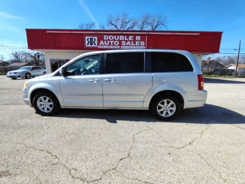 2010 Chrysler Town and Country for sale at Double R Auto Sales, LLC in Temple TX