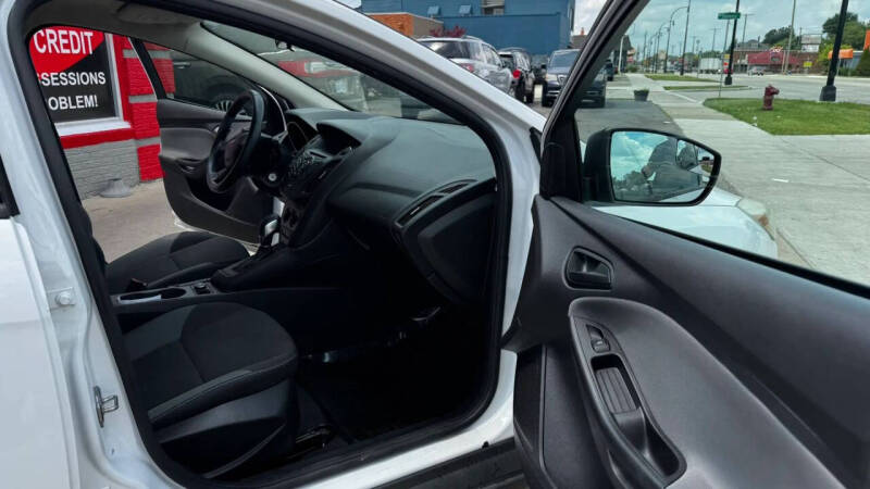 2014 Ford Focus S