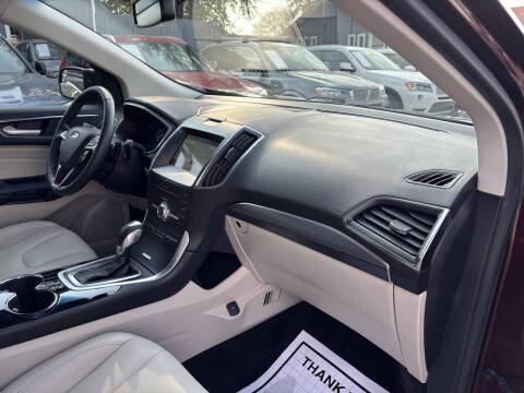 2018 Ford Edge Titanium