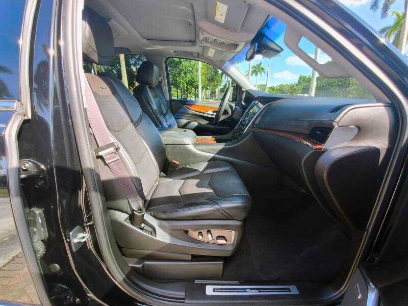 2015 Cadillac Escalade Premium