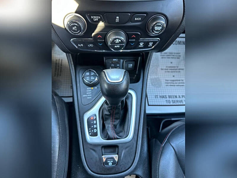 2018 Jeep Cherokee Trailhawk