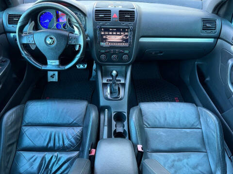 2008 Volkswagen R32