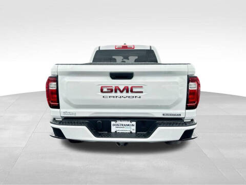 2024 GMC Canyon Elevation
