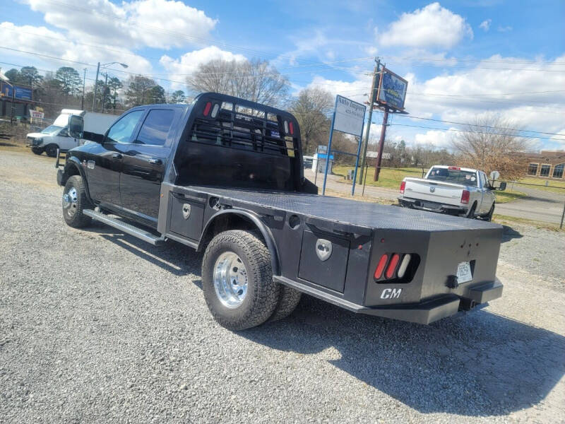 2018 RAM Ram 3500 Pickup Laramie Longhorn photo 8