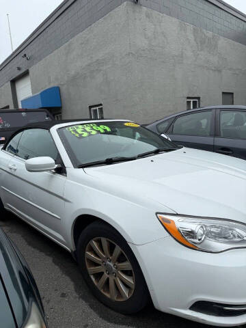 2011 Chrysler 200 Touring