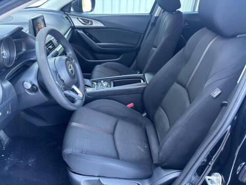 2018 Mazda MAZDA3 Sport