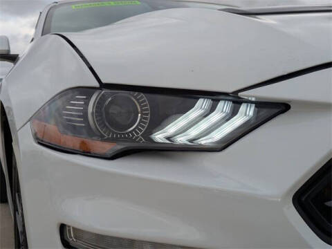 2022 Ford Mustang EcoBoost Premium