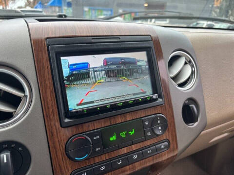 2004 Ford F-150 Lariat