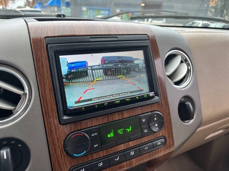 2004 Ford F-150 Lariat