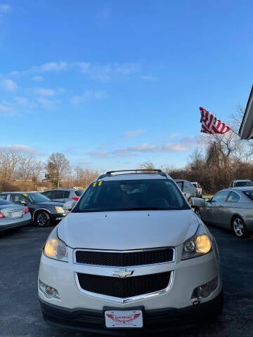 2011 Chevrolet Traverse for sale at Ram Imports in Cincinnati OH