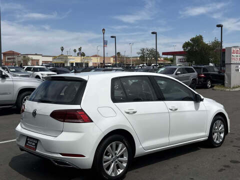 2020 Volkswagen Golf TSI
