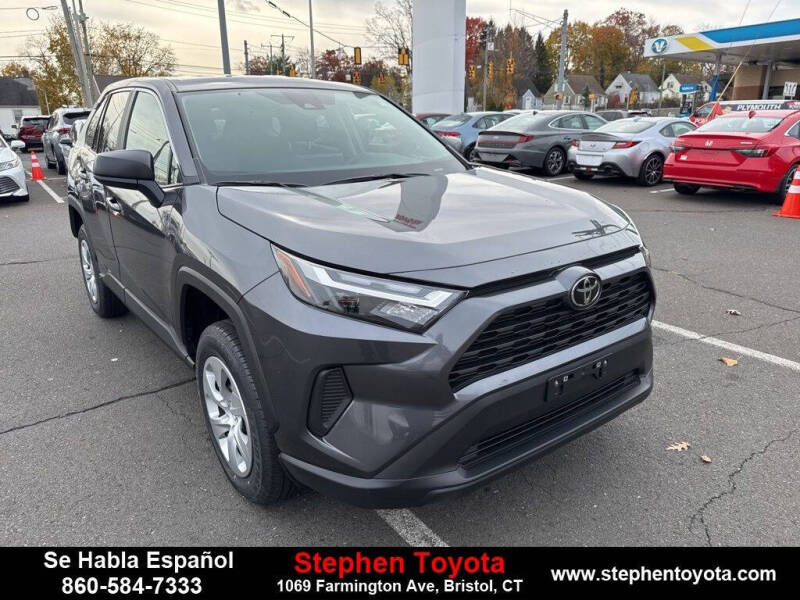 2025 Toyota RAV4 LE