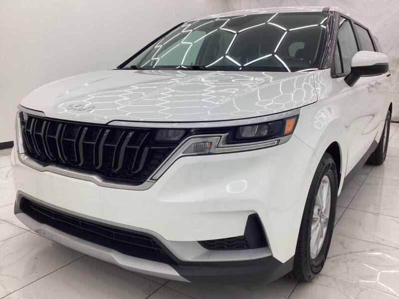 2023 Kia Carnival LX