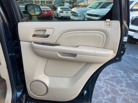 2011 Cadillac Escalade Premium