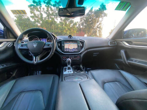 2016 Maserati Ghibli