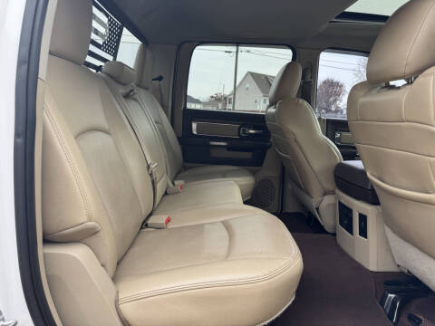 2015 RAM 1500 Laramie