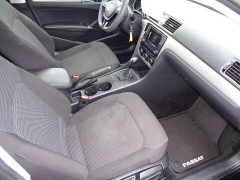 2016 Volkswagen Passat